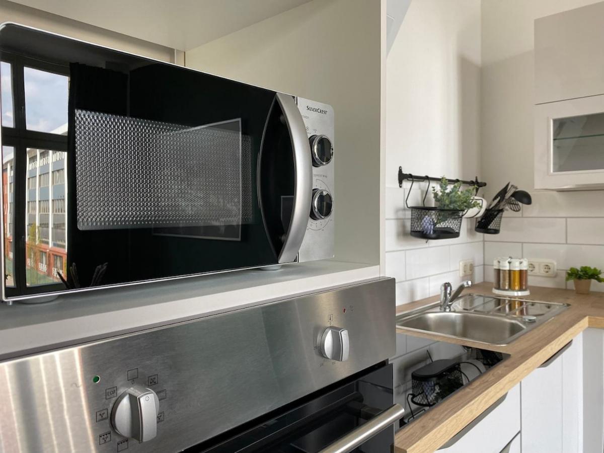 Stilvolles Loft Mit Kostenlosem Fahrrad マクデブルク エクステリア 写真